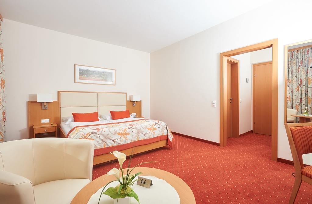 Pension Sprinzl Швехат Номер фото
