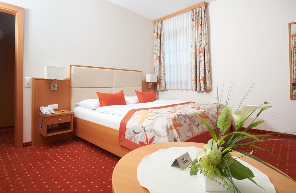 Pension Sprinzl Швехат Номер фото