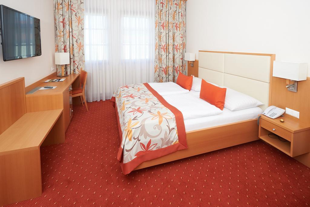 Pension Sprinzl Швехат Номер фото